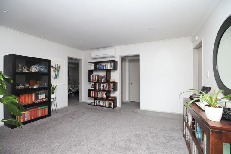 Photo of property in 28 Admiral Crescent, Flagstaff, Hamilton, 3210