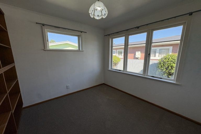Photo of property in 15 Wycliffe Street, Onekawa, Napier, 4110