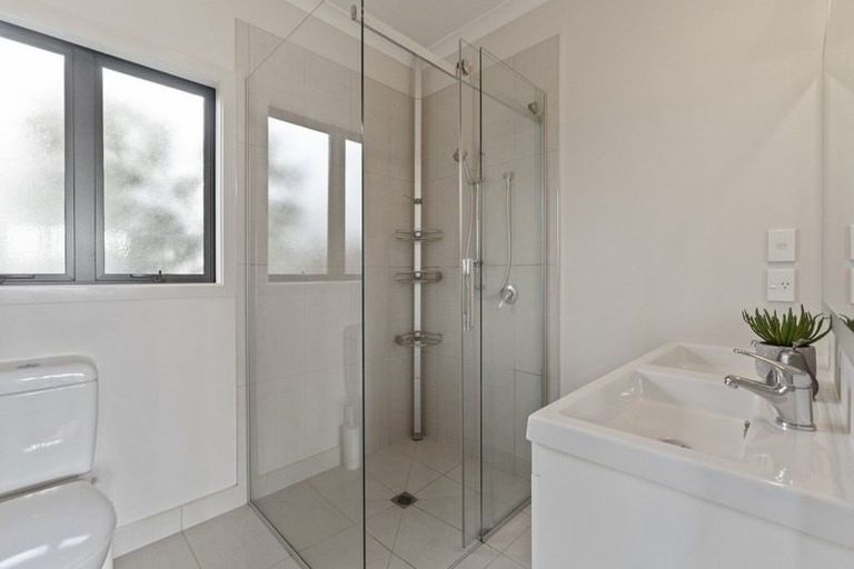 Photo of property in 13a Manchester Street, Levin, 5510