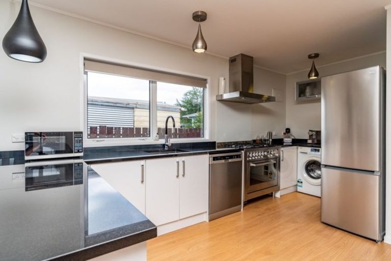 Photo of property in 10 Moki Place, Ruakaka, 0116