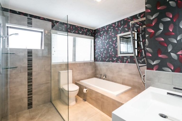 Photo of property in 54a Menin Road, Onekawa, Napier, 4110