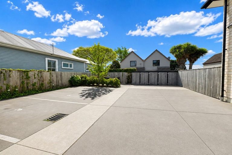 Photo of property in 411d Armagh Street, Linwood, Christchurch, 8011