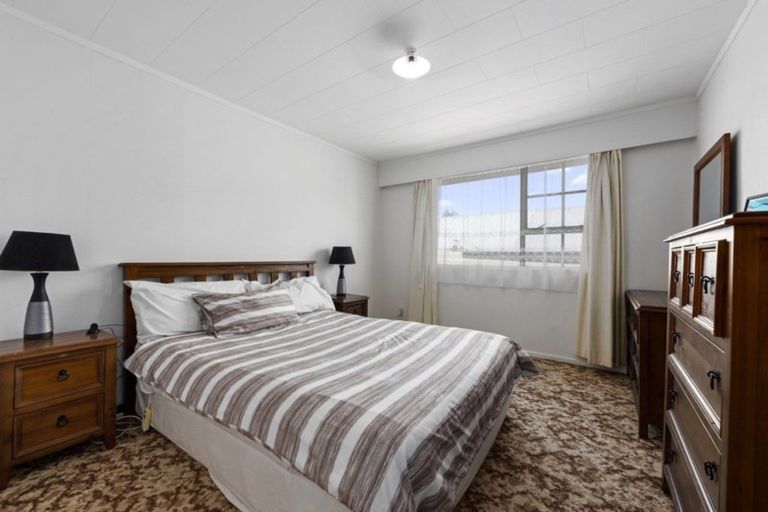 Photo of property in 68a Gemstone Drive, Birchville, Upper Hutt, 5018