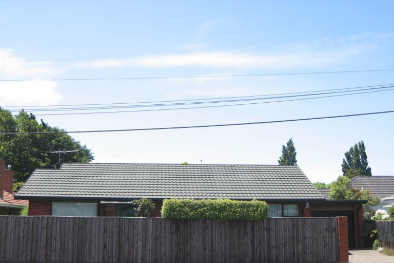 Photo of property in 2 Barrington Street, Somerfield, Christchurch, 8024