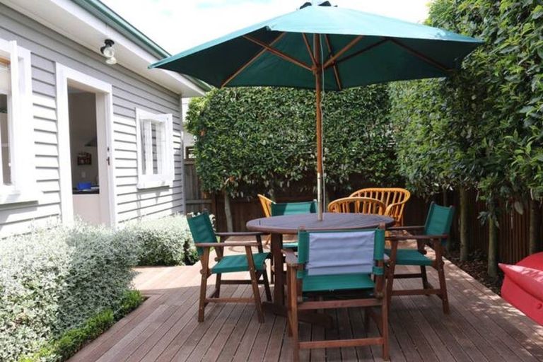 Photo of property in 7 Howard Street, Spreydon, Christchurch, 8024