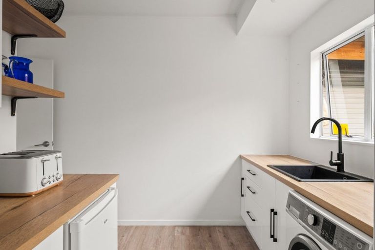 Photo of property in 11 Dryden Street, Whataupoko, Gisborne, 4010