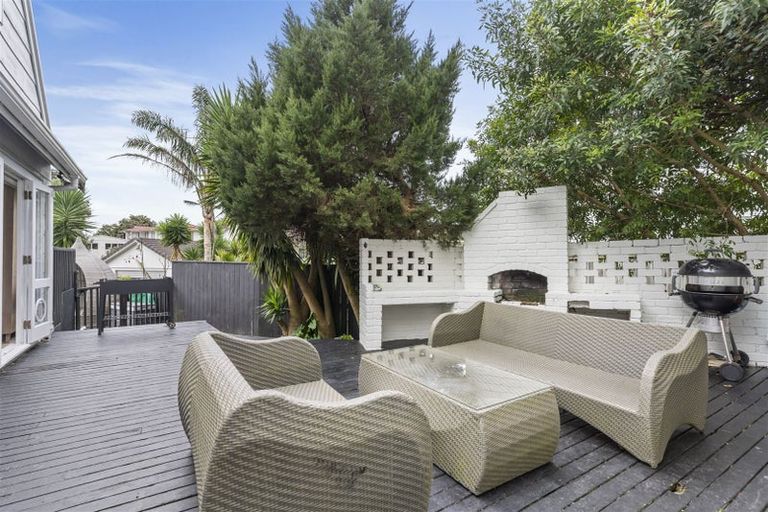 Photo of property in 19 Marendellas Drive, Bucklands Beach, Auckland, 2014