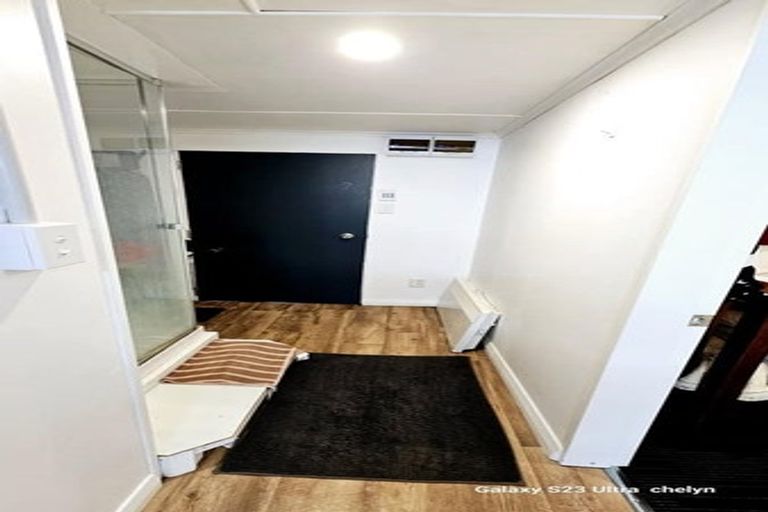 Photo of property in 21 Elizabeth Street, Moera, Lower Hutt, 5010