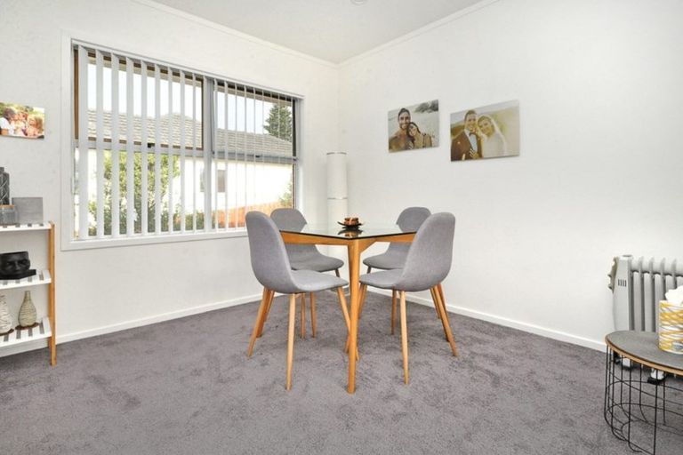 Photo of property in 2/21 Quebec Road, Milford, Auckland, 0620