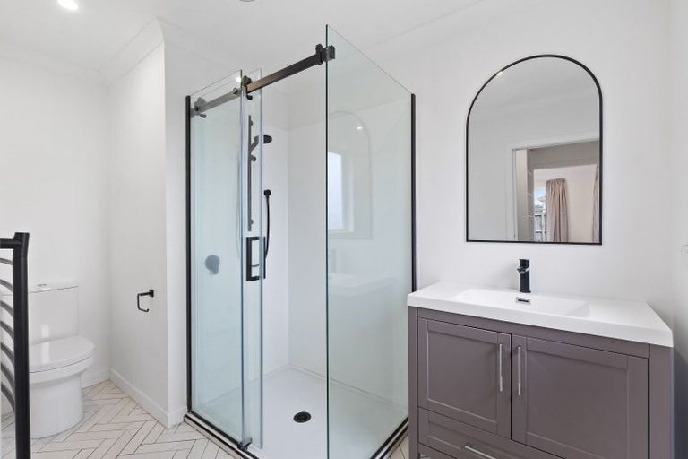 Photo of property in 62 Mount View Road, Melville, Hamilton, 3206