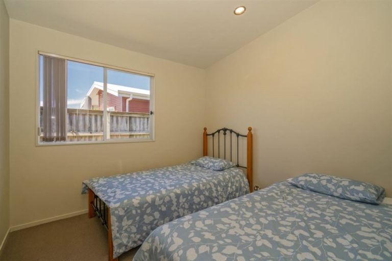 Photo of property in 22 Wells Place, Whitianga, 3510