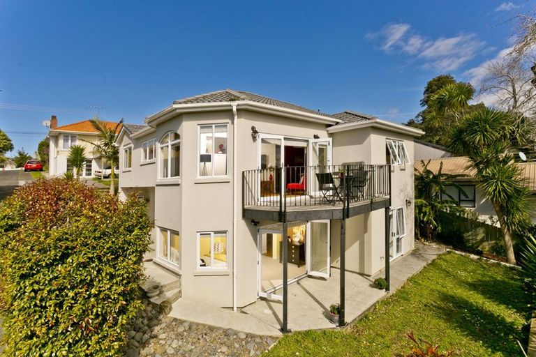 Photo of property in 131a Ocean View Road, Hillcrest, Auckland, 0627