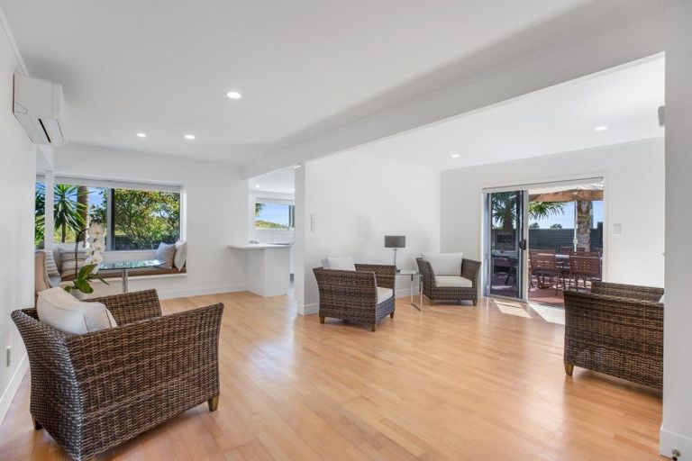 Photo of property in 338 Papamoa Beach Road, Papamoa Beach, Papamoa, 3118