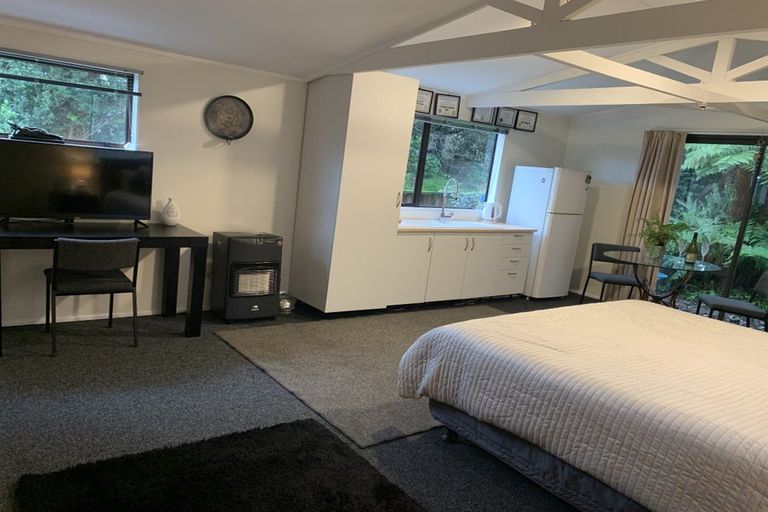 Photo of property in 39 Moana Road, Paraparaumu, 5032