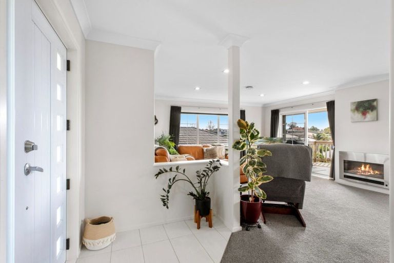 Photo of property in 33 Merriman Place, Pyes Pa, Tauranga, 3112