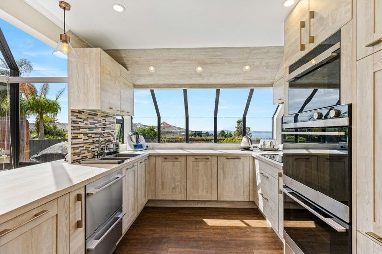 Photo of property in 18 Wiseley Road, Hobsonville, Auckland, 0618