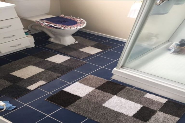 Photo of property in 8 Mirabell Place, Golflands, Auckland, 2013