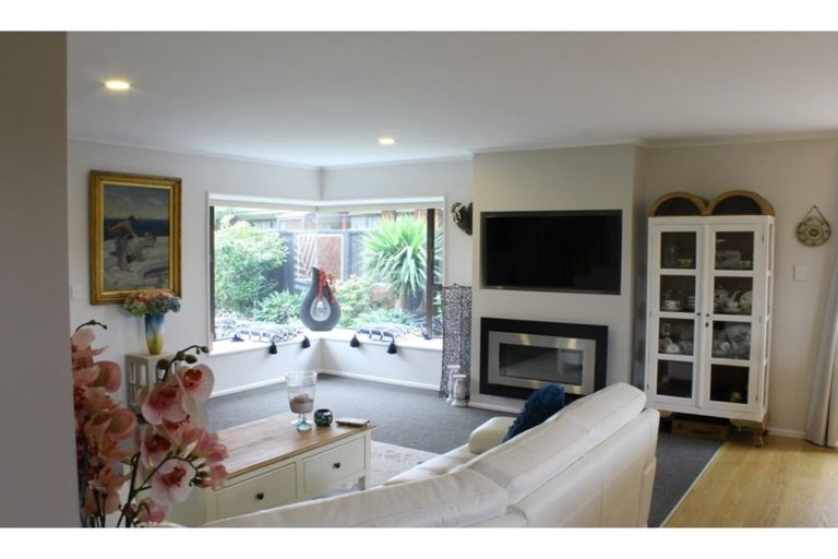 Photo of property in 52a Britannia Street, Petone, Lower Hutt, 5012