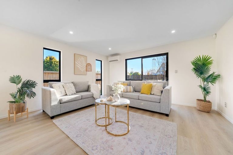 Photo of property in 2/34 Ashlynne Avenue, Papatoetoe, Auckland, 2025