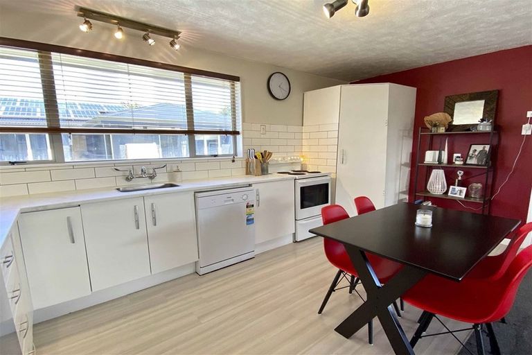 Photo of property in 13 Moir Street, Makarewa, Invercargill, 9876