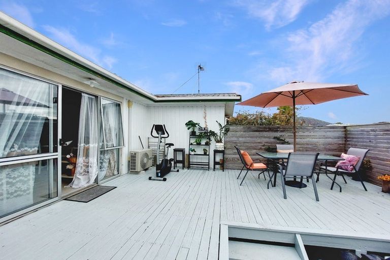 Photo of property in 5/80 Portage Road, New Lynn, Auckland, 0600