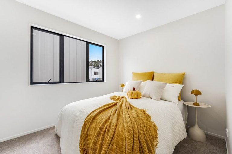 Photo of property in 26 Toetoe Street, Westgate, 0814