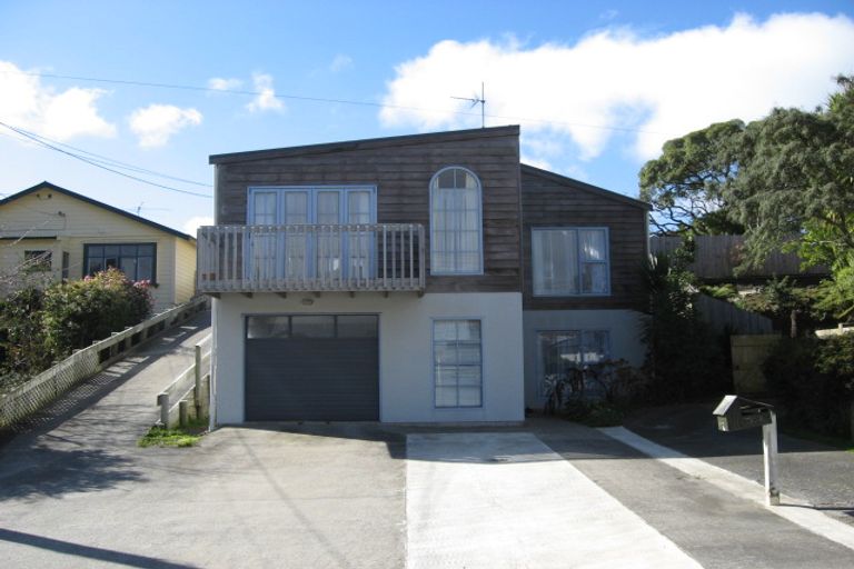 Photo of property in 10 Eagle Street, Karori, Wellington, 6012