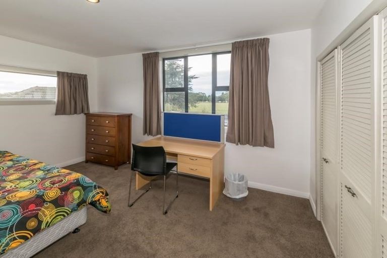 Photo of property in 195 Springs Road, Hornby, Christchurch, 8042