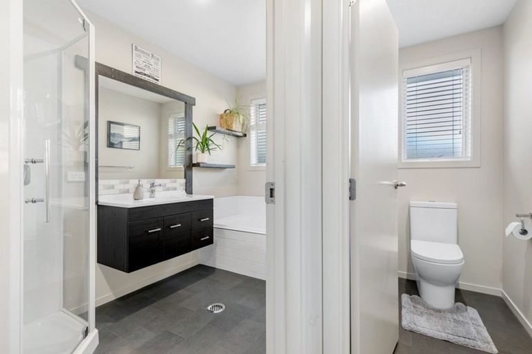 Photo of property in 19 Jones Avenue, Lower Shotover, Queenstown, 9304