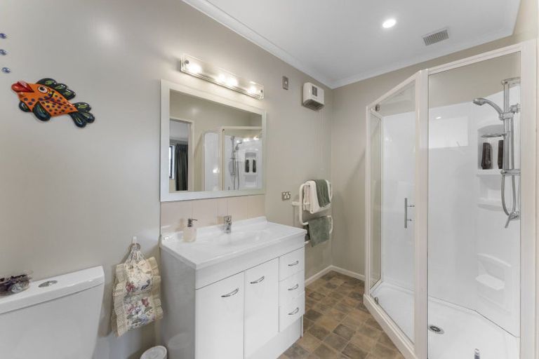 Photo of property in 5 Rongonui Street, Elderslea, Upper Hutt, 5018