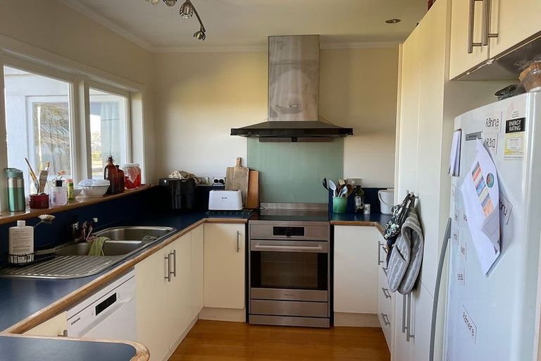 Photo of property in 13 Jellicoe Road, Murrays Bay, Auckland, 0630