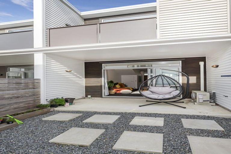Photo of property in 4/24 Tamar Street, Island Bay, Wellington, 6023