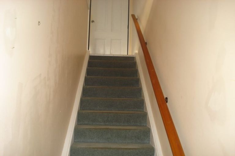 Photo of property in 58 Guadeloupe Crescent, Grenada Village, Wellington, 6037