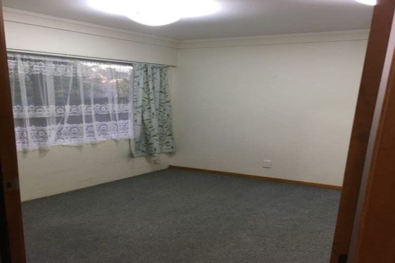 Photo of property in 17 Robbies Road, Shelly Park, Auckland, 2014