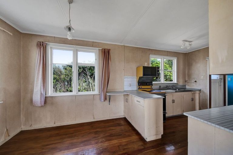 Photo of property in 65 Turuturu Road, Hawera, 4610