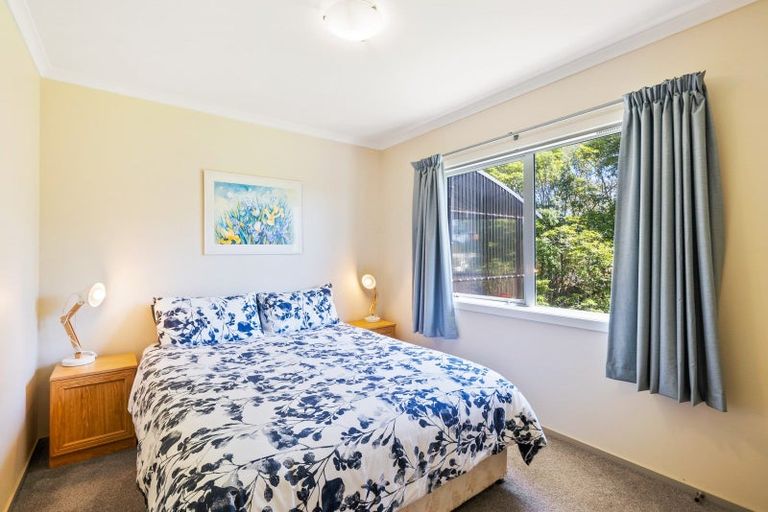 Photo of property in 16 Matuhi Street, Waikanae, 5036