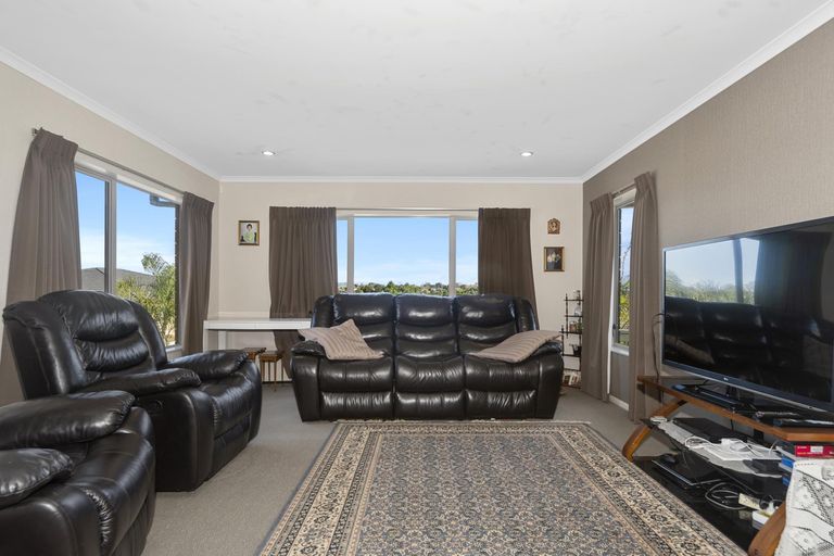 Photo of property in 45 Danny Place, Pyes Pa, Tauranga, 3112