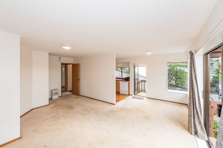 Photo of property in 1/51 Nigel Road, Browns Bay, Auckland, 0630