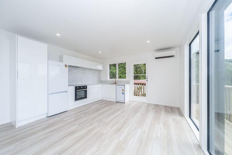 Photo of property in 43a Harbour View Road, Northland, Wellington, 6012