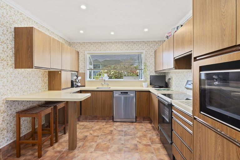 Photo of property in 4 Pembroke Street, Tawa, Wellington, 5028