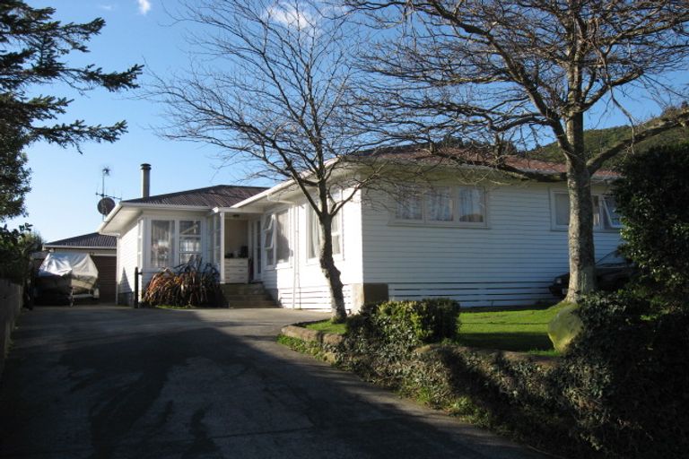 Photo of property in 23 Petrie Street, Wainuiomata, Lower Hutt, 5014