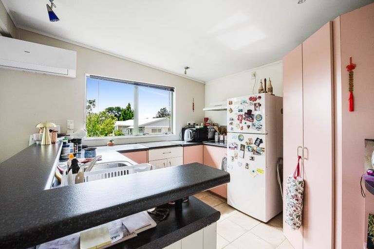 Photo of property in 25 Nui Mana Place, Te Atatu South, Auckland, 0610