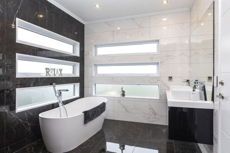 Photo of property in 14 Westburn Place, Prebbleton, 7604