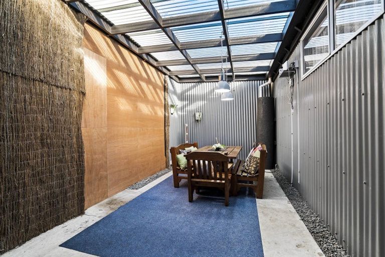 Photo of property in 129 Bridge Street, Eltham, 4322