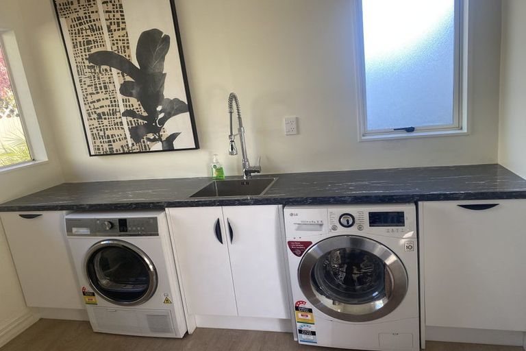 Photo of property in 27 Mission Road, Greenmeadows, Napier, 4112