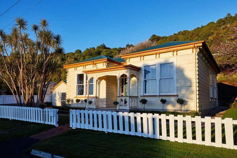 Photo of property in 12 Torquay Street, Kaikoura, 7300