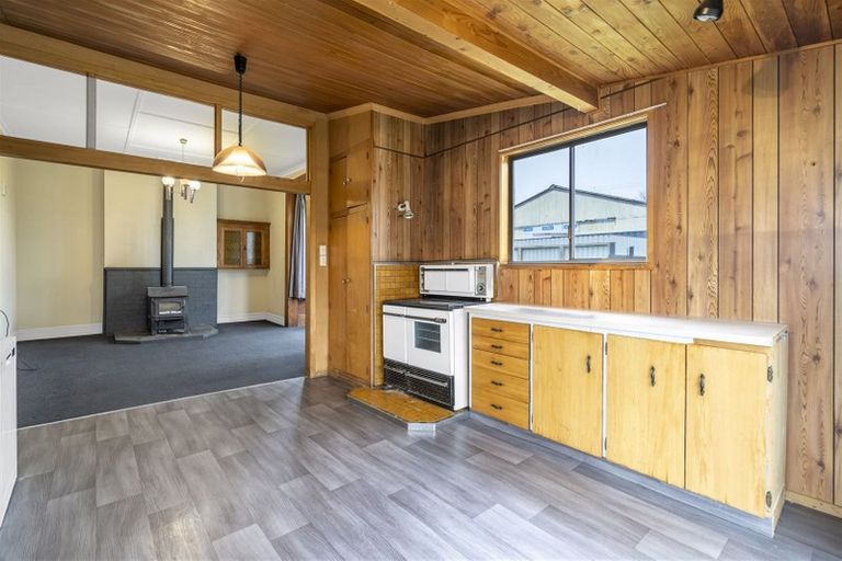 Photo of property in 17 Halton Street, East Gore, Gore, 9710