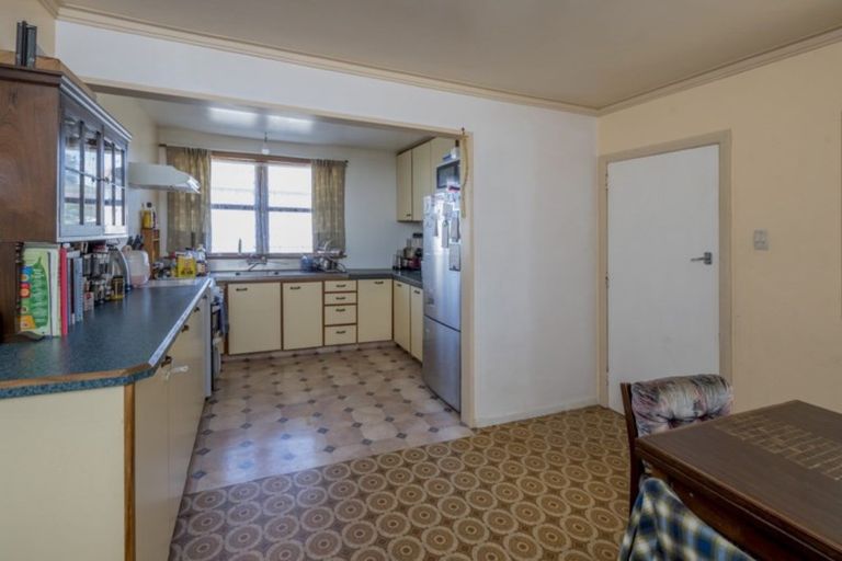 Photo of property in 11 Carlisle Street, Levin, 5510