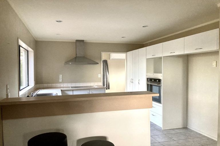 Photo of property in 2c Palomino Drive, Henderson, Auckland, 0612