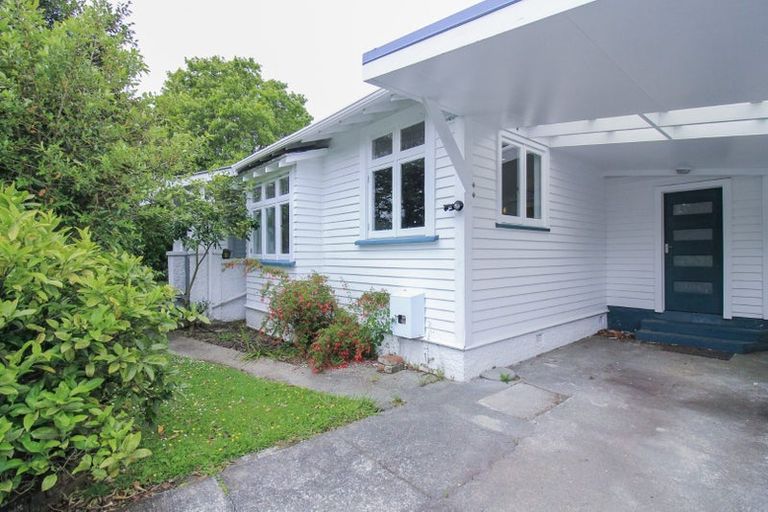 Photo of property in 34 Birdwood Road, Waterloo, Lower Hutt, 5011